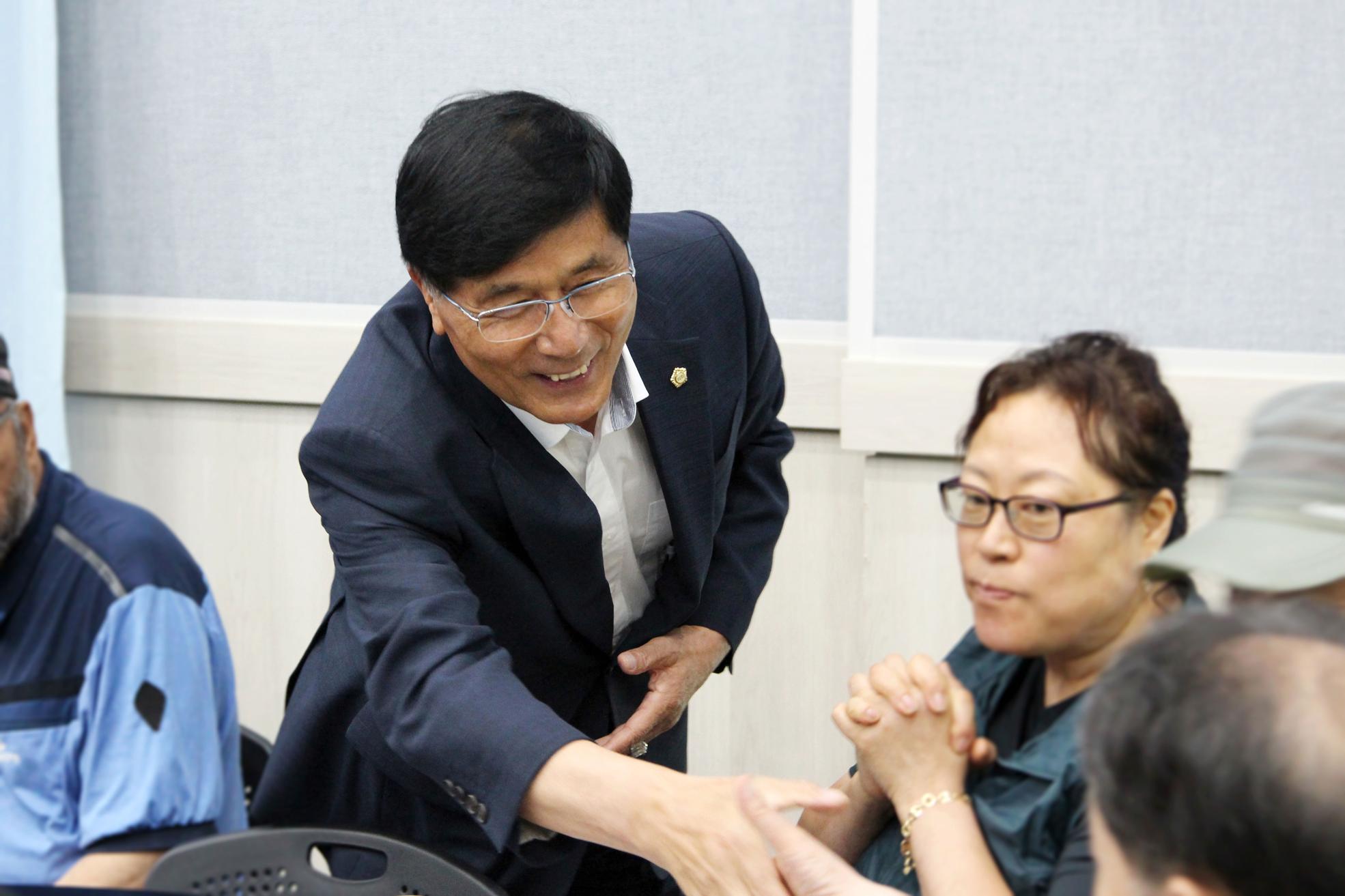 전곡읍지역사회보장협의체 삼계탕 나눔 행사