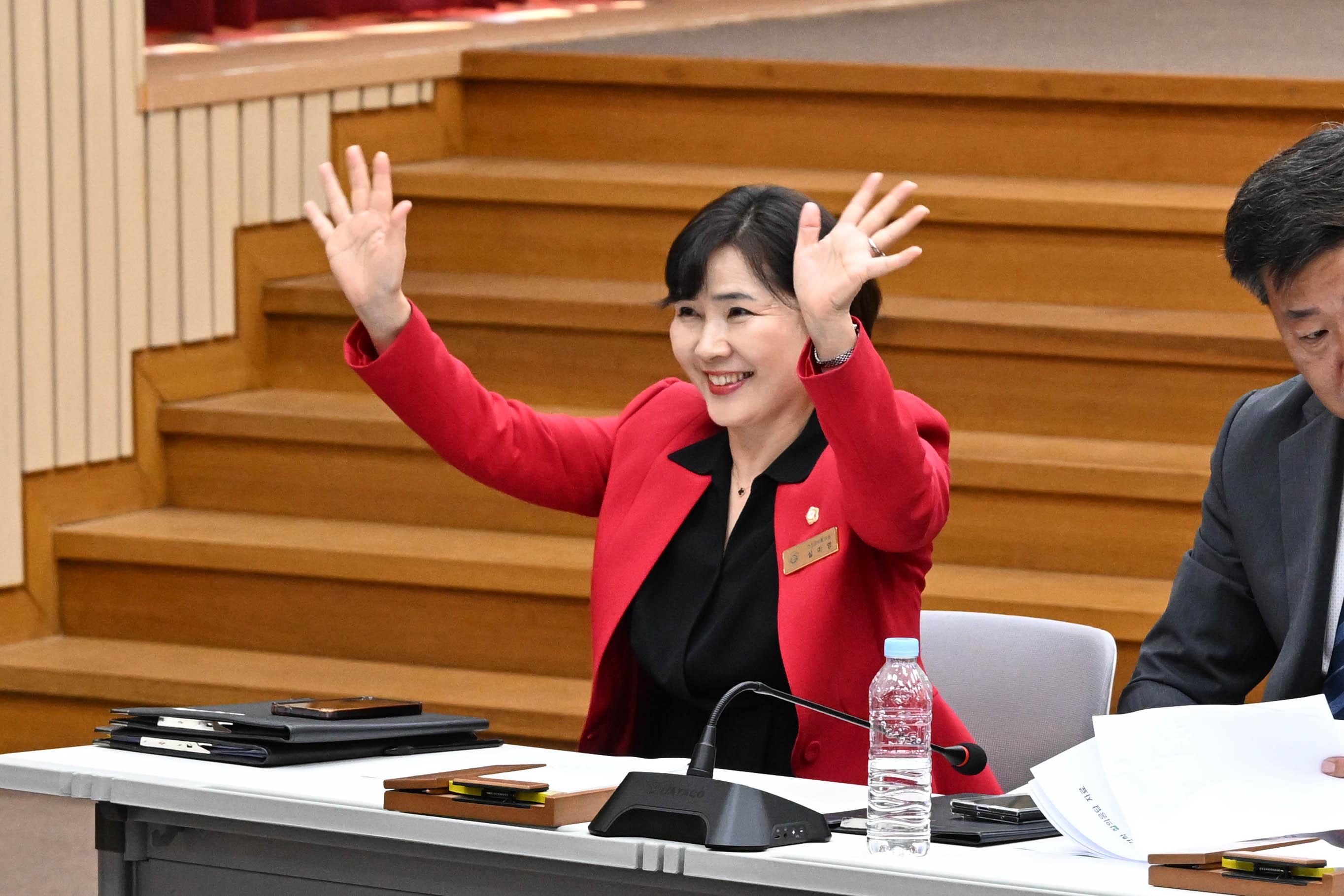 전곡초교 3, 4학년 의회 견학방문